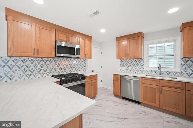 293 FIRST ST, Keyport, NJ 07735