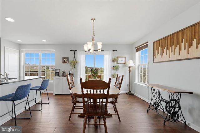 60 NIBLICK SQ, Front Royal, VA 22630