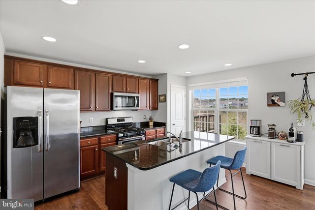 60 NIBLICK SQ, Front Royal, VA 22630