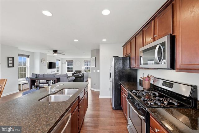 60 NIBLICK SQ, Front Royal, VA 22630