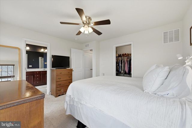 60 NIBLICK SQ, Front Royal, VA 22630
