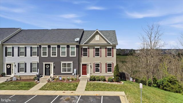 60 NIBLICK SQ, Front Royal, VA 22630