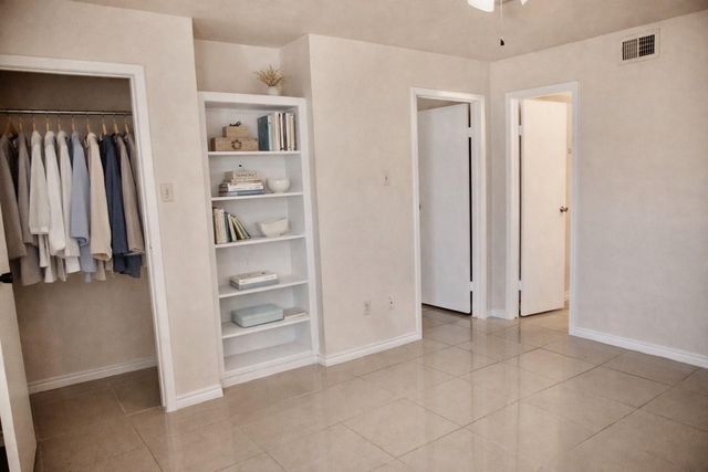 12905 Woodforest Boulevard 303, Houston, TX 77015