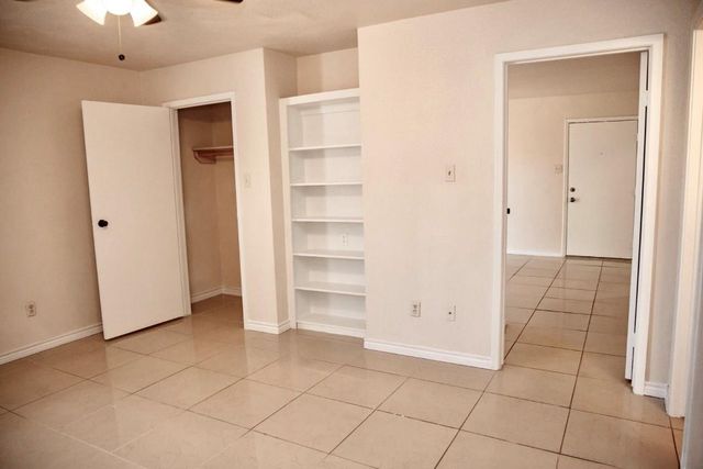 12905 Woodforest Boulevard 303, Houston, TX 77015