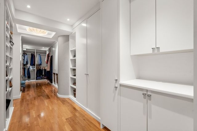 192 Commonwealth Ave 5, Boston, MA 02116