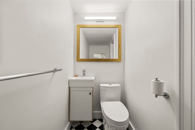 192 Commonwealth Ave 5, Boston, MA 02116