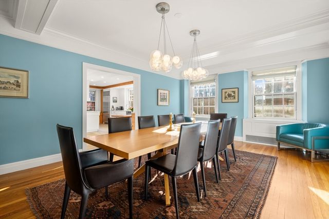 192 Commonwealth Ave 5, Boston, MA 02116