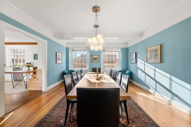 192 Commonwealth Ave 5, Boston, MA 02116