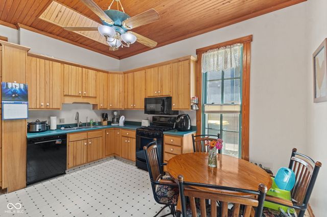 18 Martin Place, Franklin, IN 46131