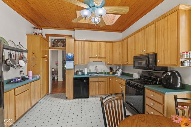 18 Martin Place, Franklin, IN 46131