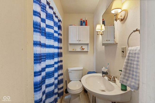 18 Martin Place, Franklin, IN 46131