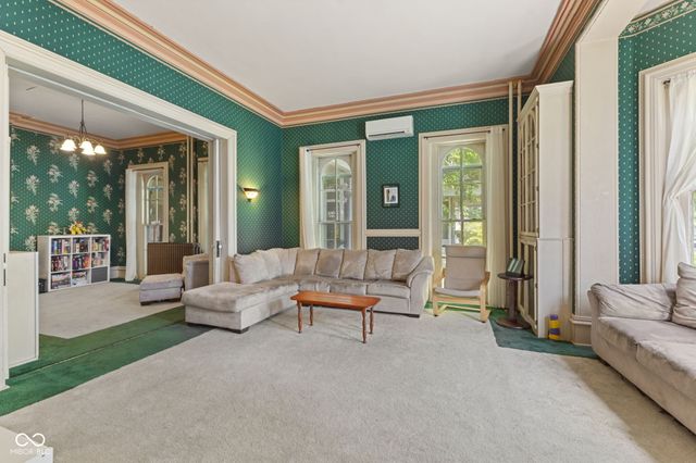 18 Martin Place, Franklin, IN 46131