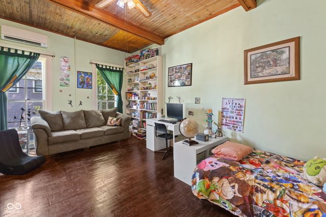 18 Martin Place, Franklin, IN 46131