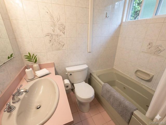 1132 Fulton Street, Woodmere, NY 11598