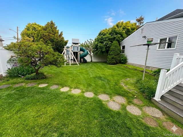 1132 Fulton Street, Woodmere, NY 11598