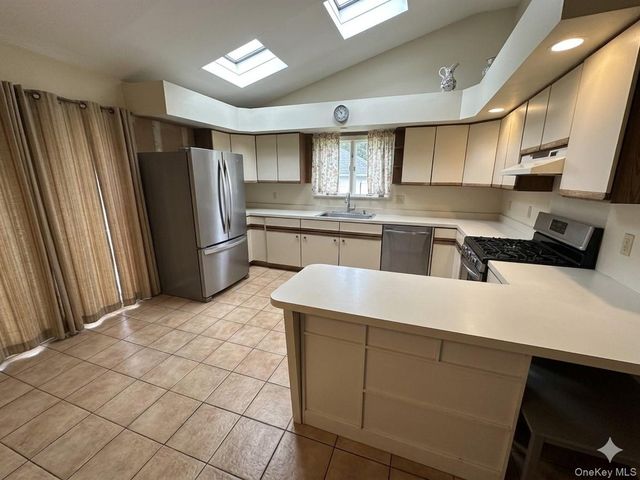 1132 Fulton Street, Woodmere, NY 11598