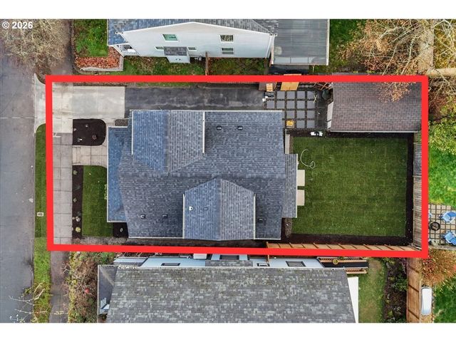 1408 Ne SUMNER St, Portland, OR 97211