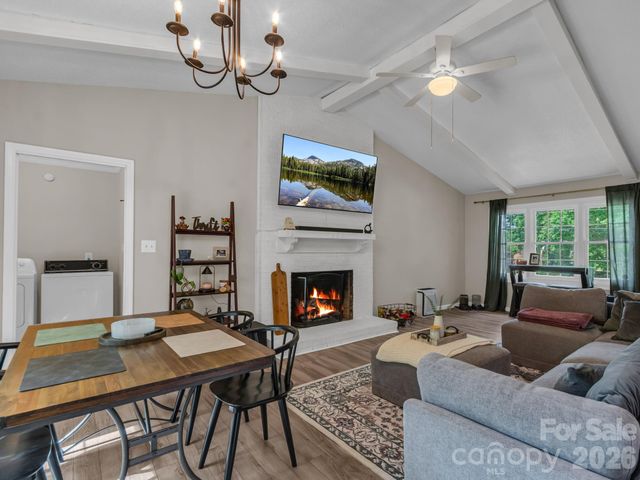 701 Hickory Hill Court, Gastonia, NC 28054