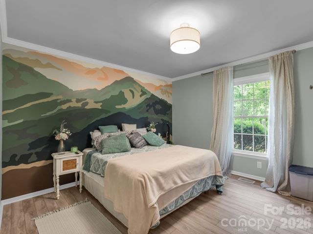 701 Hickory Hill Court, Gastonia, NC 28054