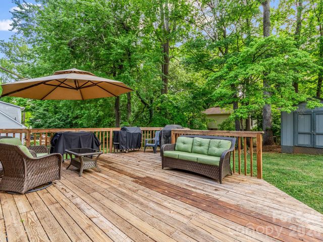 701 Hickory Hill Court, Gastonia, NC 28054