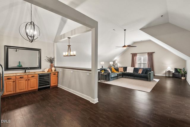 25 Westbourne Lane, Youngsville, NC 27596