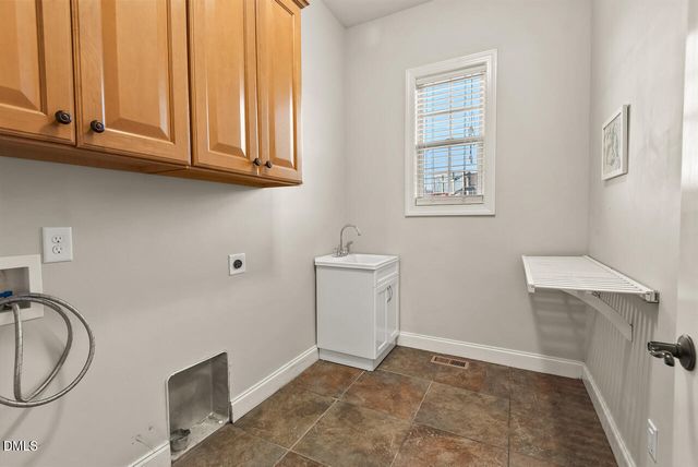 25 Westbourne Lane, Youngsville, NC 27596