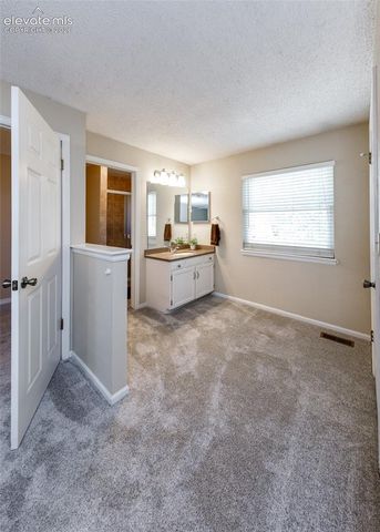 174 Tamarron Drive, Colorado Springs, CO 80919
