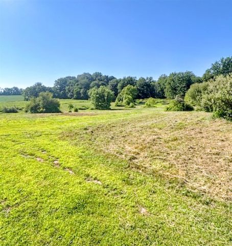 2311 E Glendora Road, Buchanan, MI 49107