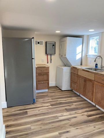 3176 Accabee Road C, North Charleston, SC 29405