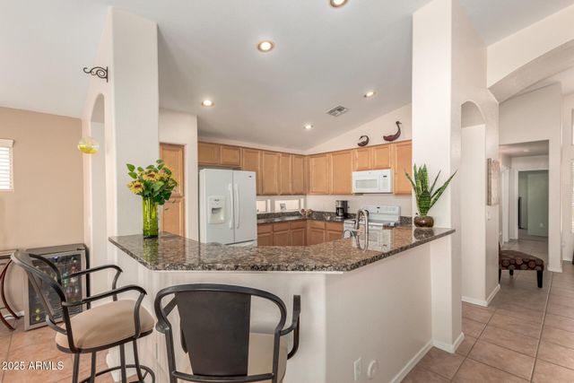 10238 E OSAGE Avenue, Mesa, AZ 85212