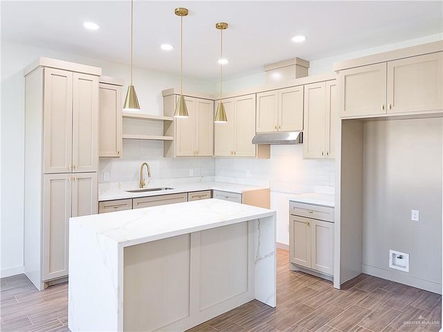 225 Palm Drive, La Joya, TX 78560