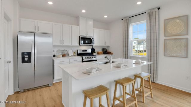 13 Dahlia Court, Bayville, NJ 08721