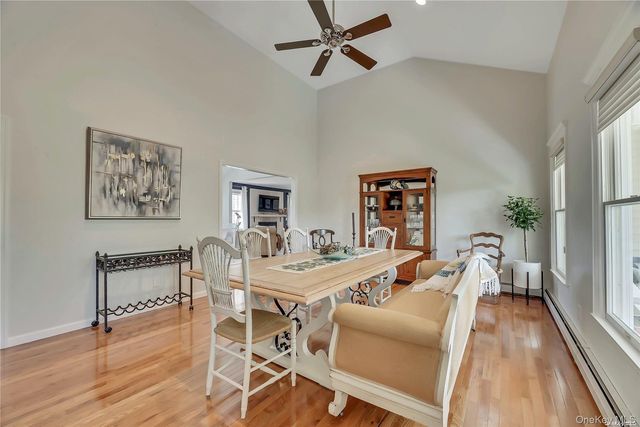 170 Vineyard Way, Aquebogue, NY 11931