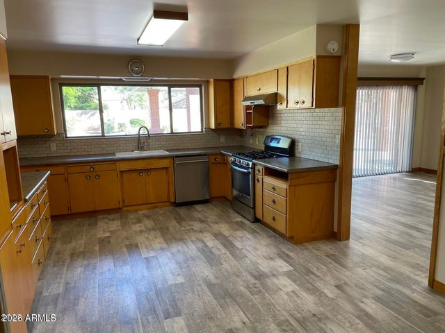 375 S Buena Vista Avenue, Gilbert, AZ 85296