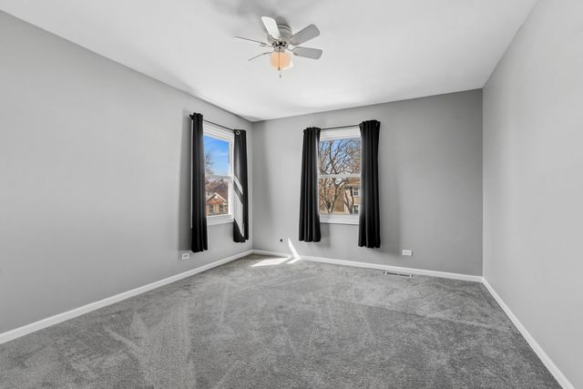 917 Shambliss Lane, Buffalo Grove, IL 60089