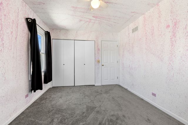 917 Shambliss Lane, Buffalo Grove, IL 60089