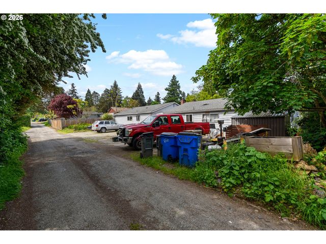 3713 M St, Vancouver, WA 98663