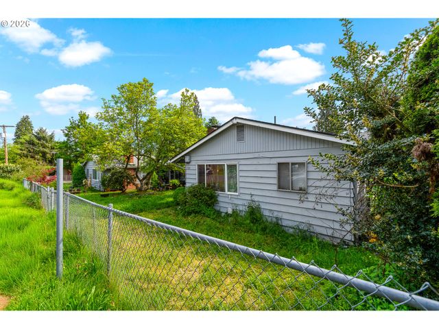 3713 M St, Vancouver, WA 98663