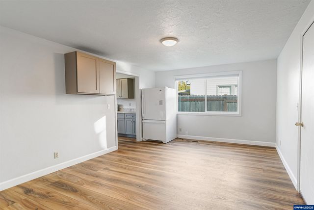 4561 Pullman Ct SE, Salem, OR 97302