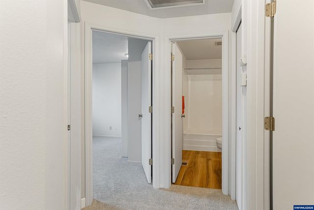 4561 Pullman Ct SE, Salem, OR 97302