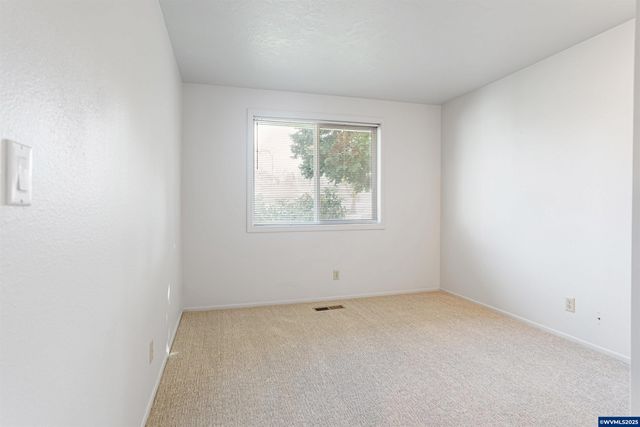 4561 Pullman Ct SE, Salem, OR 97302