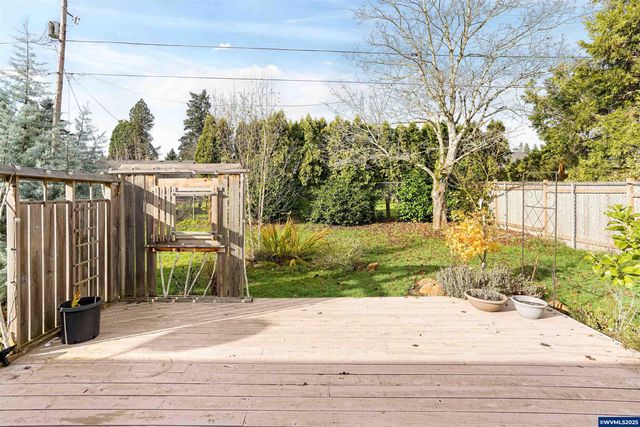 4561 Pullman Ct SE, Salem, OR 97302