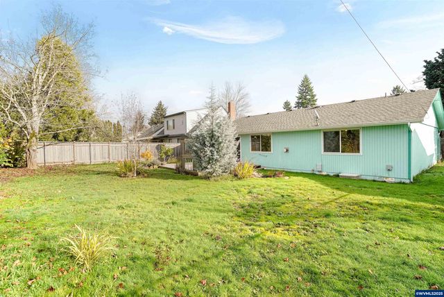 4561 Pullman Ct SE, Salem, OR 97302