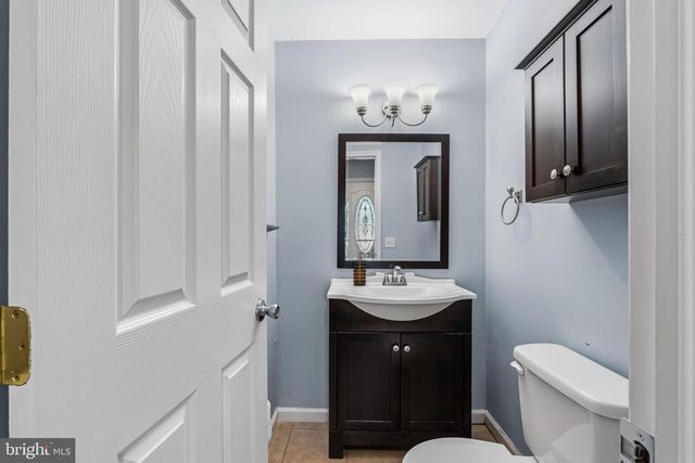 15 ELMHURST PL, Wilmington, DE 19804