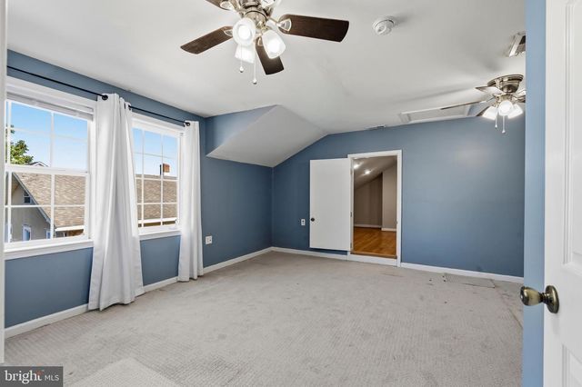 15 ELMHURST PL, Wilmington, DE 19804