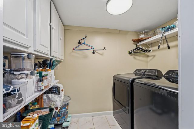 15 ELMHURST PL, Wilmington, DE 19804