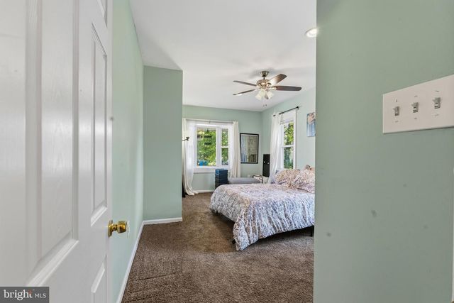 15 ELMHURST PL, Wilmington, DE 19804