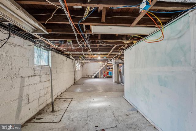 15 ELMHURST PL, Wilmington, DE 19804