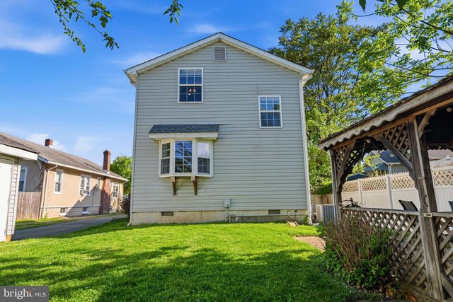 15 ELMHURST PL, Wilmington, DE 19804