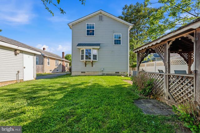 15 ELMHURST PL, Wilmington, DE 19804